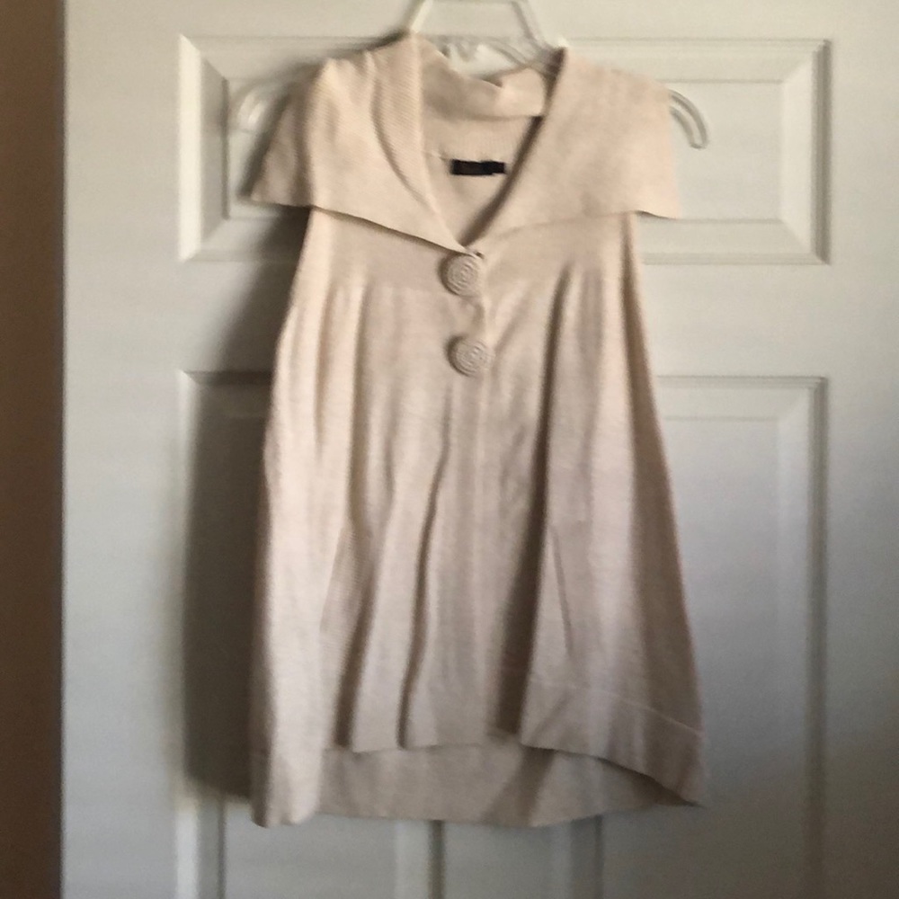 Sweater vest